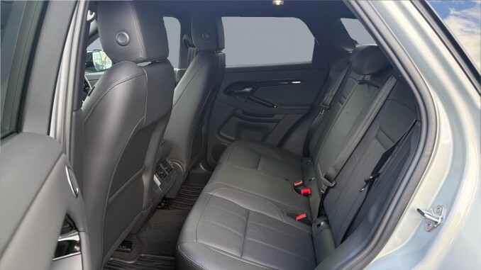 Land Rover Range Rover Evoque 1.5 P270e Edition 5dr Auto Hatchback - Image 4